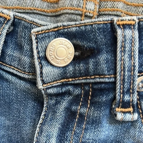 rag & bone Straight Leg Medium Blue Wash Colour: Elgin Women's 24 Raw Hem - Picture 8 of 15